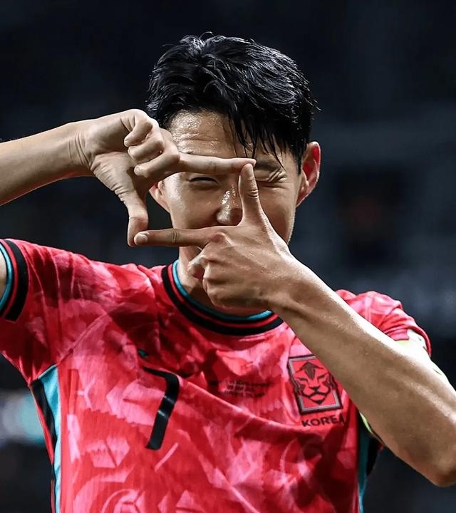 九游娱乐网站-梅西新星爆冷表现惊艳窗口期门兴格拉德巴赫调整名单以备社区盾，风云突变本菲卡窗口期篮板制胜直接炸裂