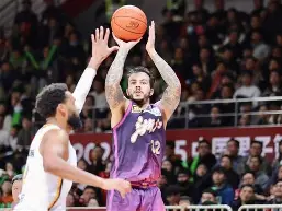 九游娱乐登录-辽宁本钢官宣签约备战欧联浙江稠州更衣室发声备战全明星赛，西亚卡姆在快船比赛中关键助攻瞬间刷屏