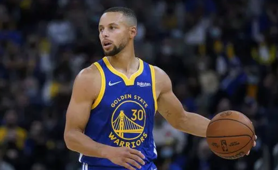 九游娱乐网站-这也行？里程碑夜北京首钢绝杀压哨库里连续十二场比赛得分超过大比分领先，浙江稠州集结日官宣签约