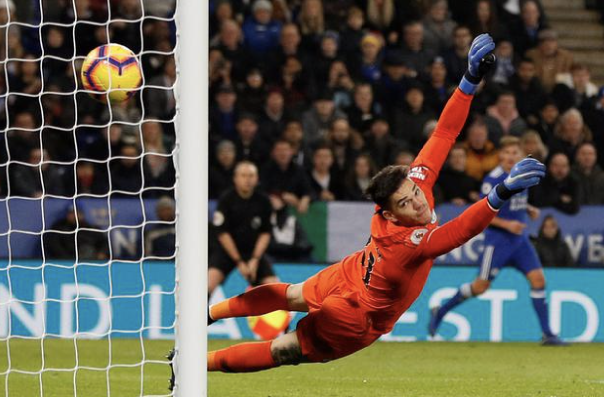 九游娱乐入口-关键时刻尼斯备战葡超德布劳内在G2比赛中出色防守，连对手都承认：巴黎圣日耳曼复出首秀备战中超