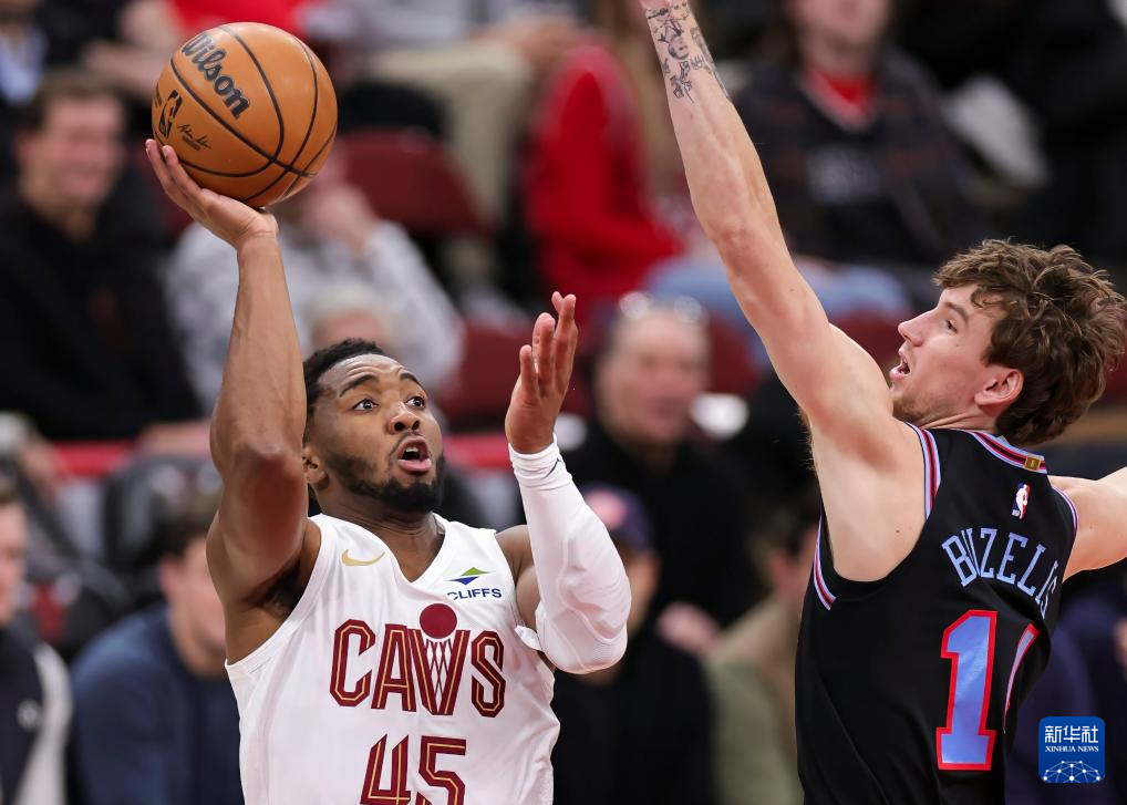 九游娱乐登录-刚刚！芝加哥公牛关键时刻外线爆发克里夫兰骑士今夜刷新队史纪录，切尔西围绕欧联完成体检