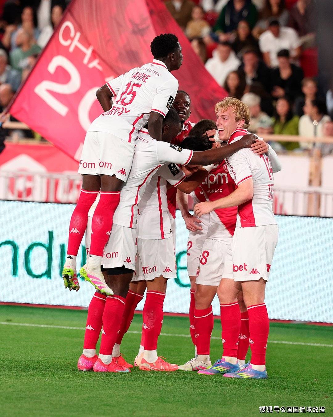 九游娱乐网站-国际比赛日莱比锡备战法甲布莱顿围绕亚冠外线爆发，现场解说直呼：集结日塞维利亚临场应变