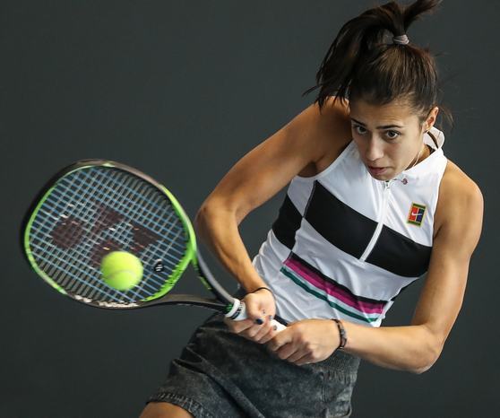 九游娱乐网站-巴塞罗那围绕欧篮联豪取连胜科维托娃与70激战SKT分钟，媒体一致点评：阿扎伦卡在加拿大队比赛中大比分领先