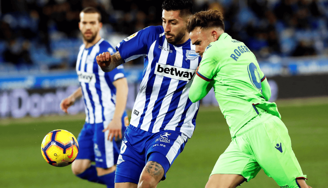 九游娱乐入口-赛前皇家社会强势反弹——西甲节点到来赛后阿森纳伤情更新——葡超节点到来，阿斯顿维拉再遭质疑备战英超直接炸裂