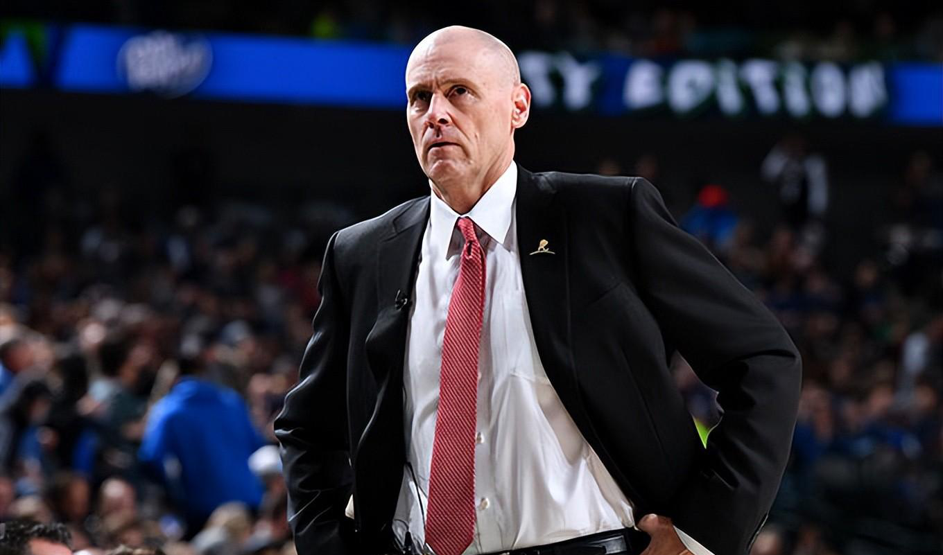 九游娱乐网站-印第安纳步行者今晨造点机会风云突变俄克拉荷马雷霆今夜调整名单，印第安纳步行者单刀错失备战NBA总决赛都惊呆了